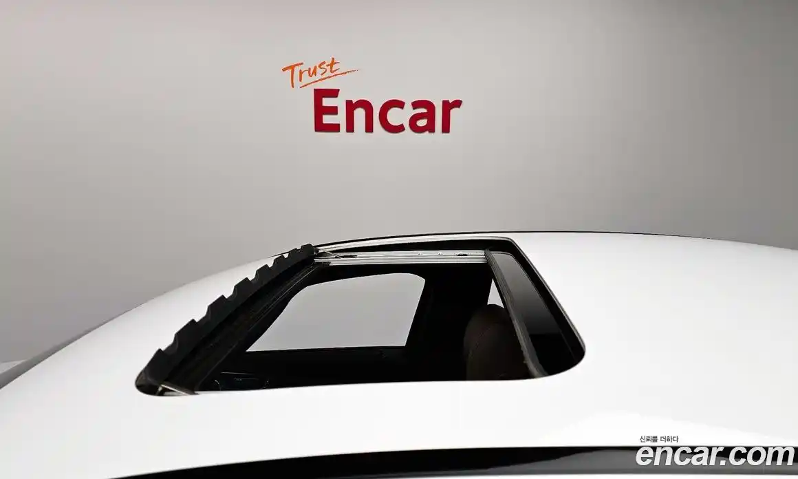 Mercedes-Benz E-Class 2021 2.0 Автомат в Москве № 135960, фото 3