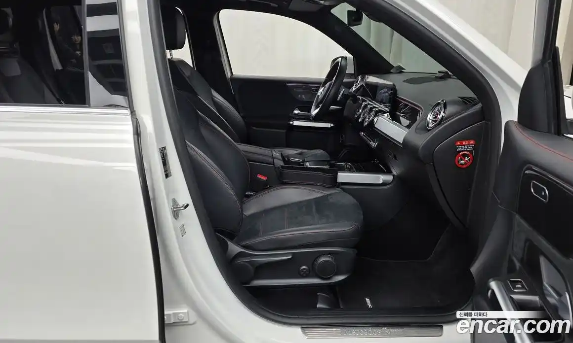 Mercedes-Benz GLB-Class 2022 2.0 Автомат в Москве № 140529, фото 12