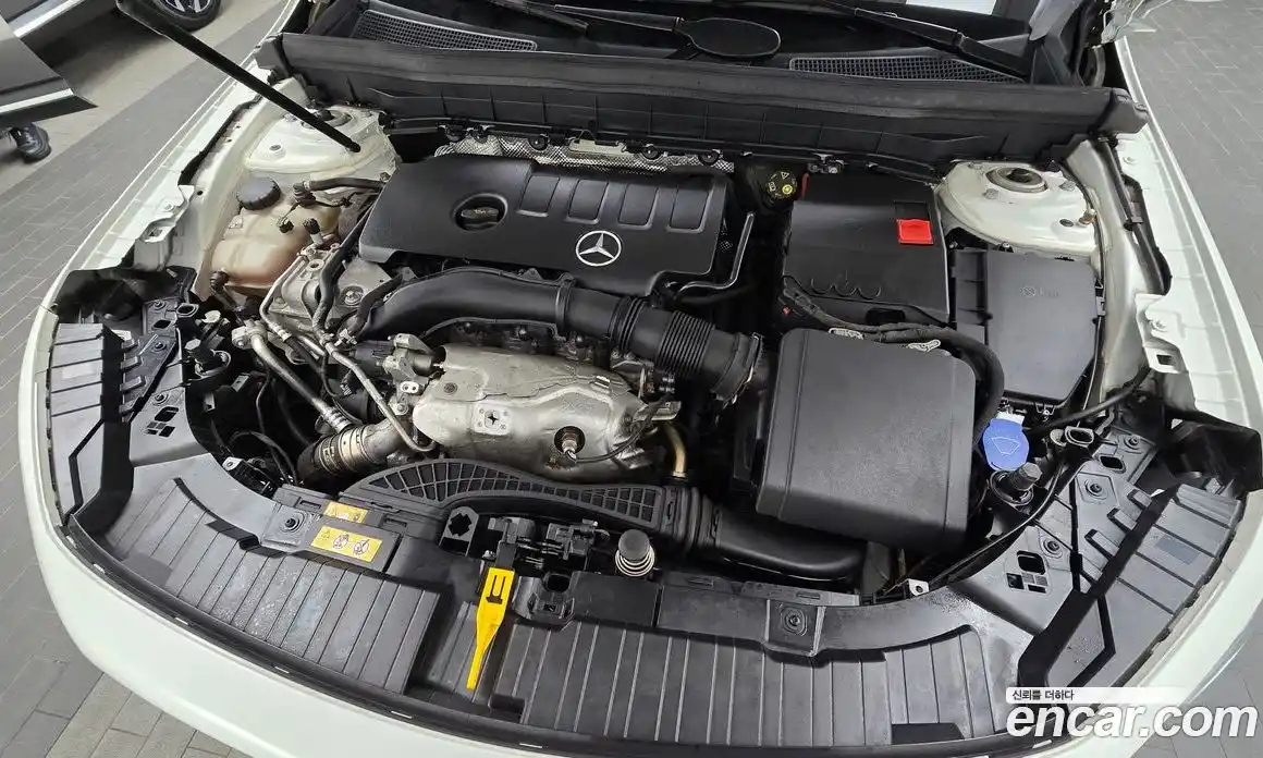 Mercedes-Benz GLB-Class 2022 2.0 Автомат в Москве № 140529, фото 5