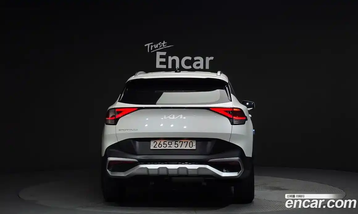 Kia Sportage 2023 2.0 Автомат в Москве № 14136, фото 10