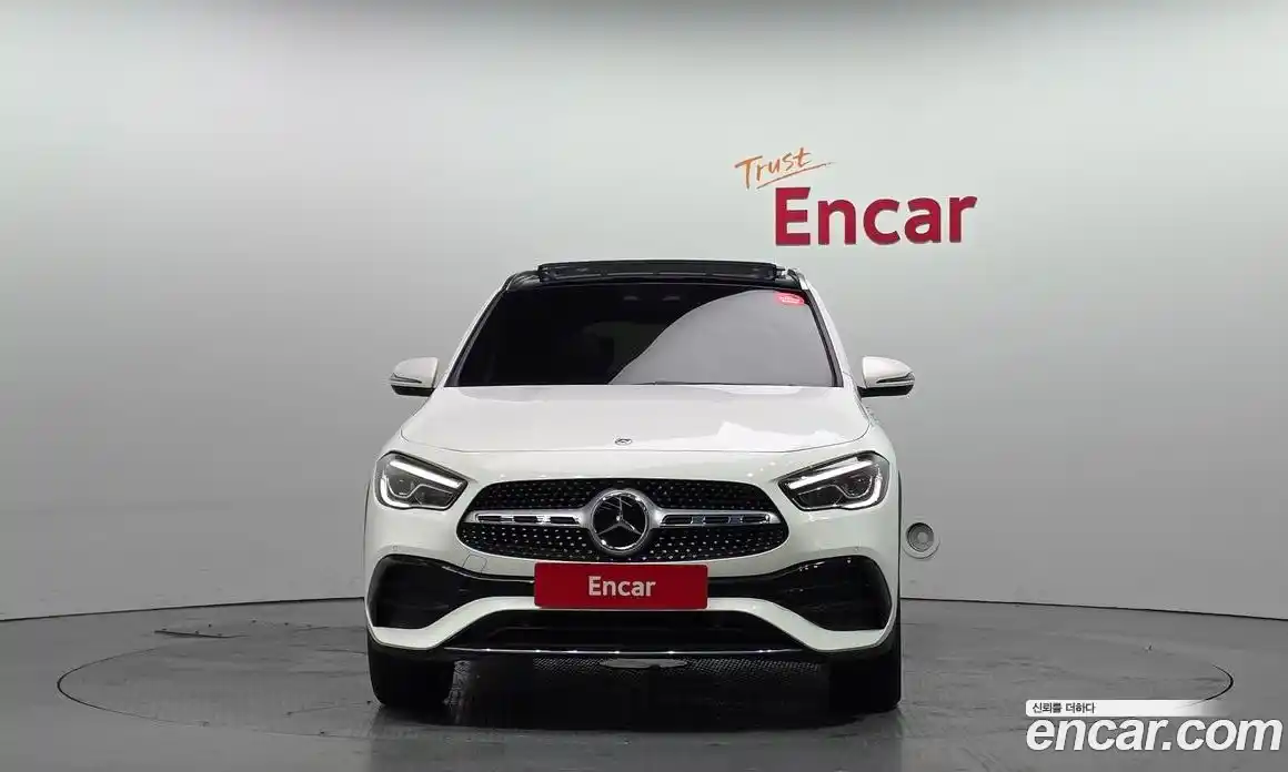 Mercedes-Benz GLA-Class 2023 2.0 Автомат в Москве № 142287, фото 20