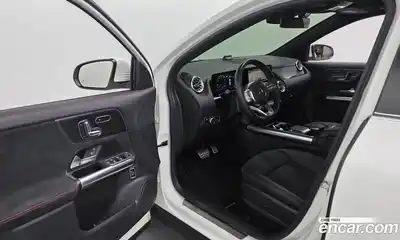 Mercedes-Benz GLA-Class 2023 2.0 Автомат в Москве № 142287, миниатюра 3