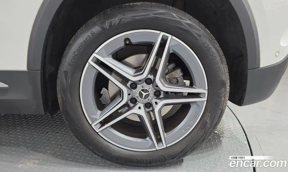 Mercedes-Benz GLA-Class 2023 2.0 Автомат в Москве № 142287, фото 7