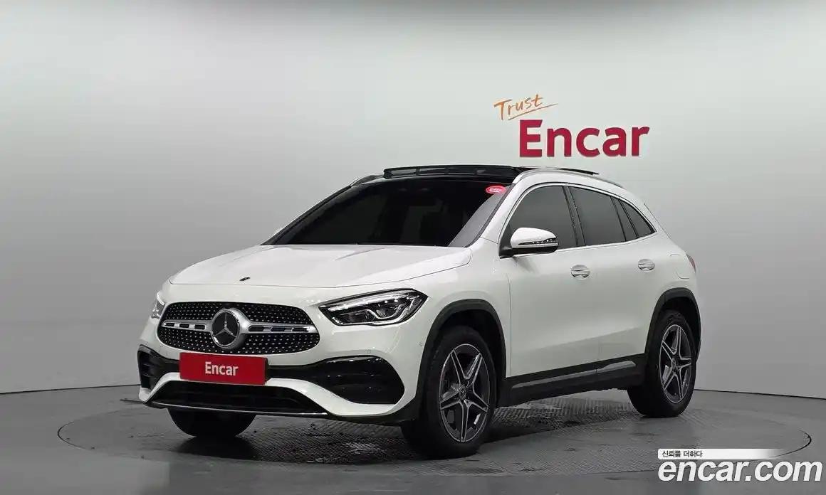 Mercedes-Benz GLA-Class 2023 2.0 Автомат в Москве № 142287, фото 8