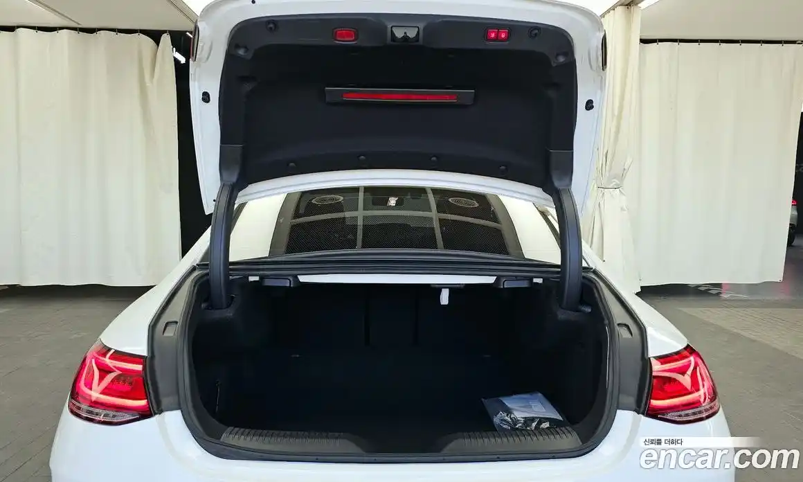 Mercedes-Benz CLS-Class 2022 2.0 Автомат в Москве № 142546, фото 18