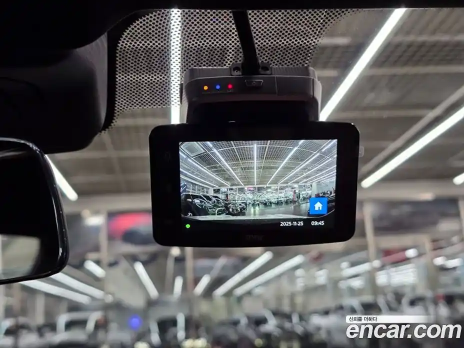 BMW M8 2025 4.4 Автомат в Москве № 153309, фото 17