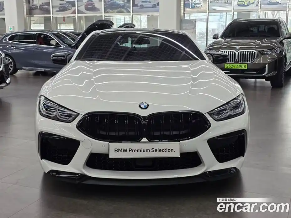 BMW M8 2025 4.4 Автомат в Москве № 153309, фото 3