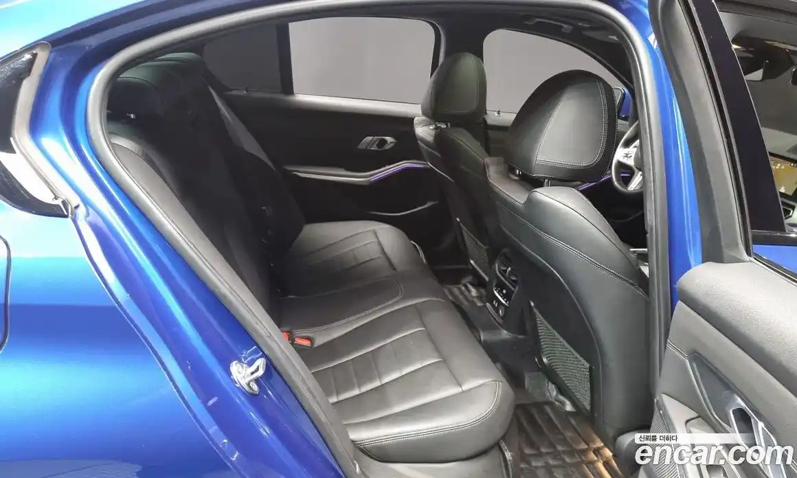 BMW 3-Series 2019 2.0 Автомат в Москве № 155578, фото 16