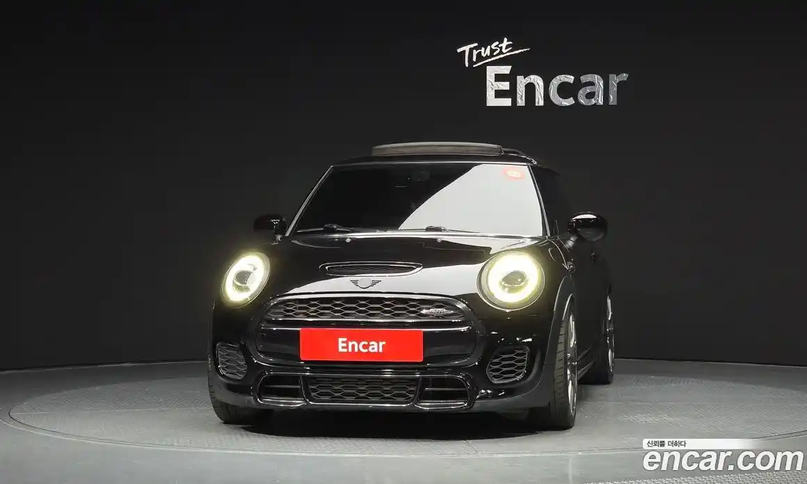 Mini Cooper 2020 2.0 Автомат в Москве № 156034, фото 7