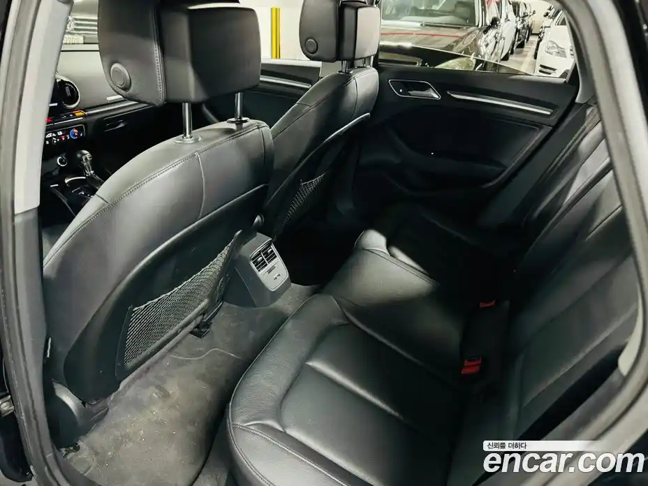 Audi A3 2018 2.0 Автомат в Москве № 157939, фото 13