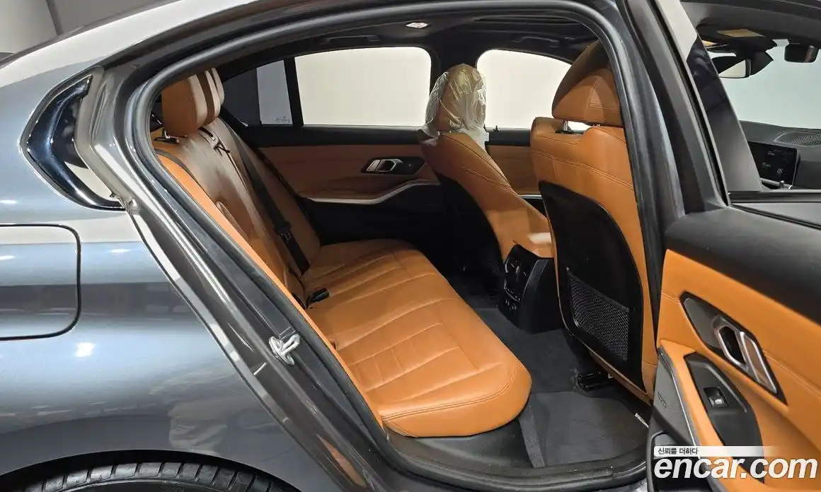 BMW 3-Series 2019 2.0 Автомат в Москве № 159345, фото 17