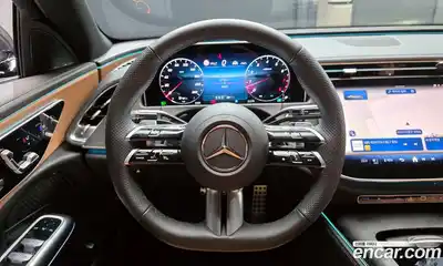 Mercedes-Benz E-Class, 2026