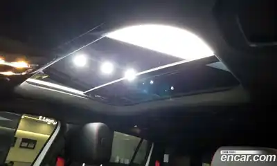 Mercedes-Benz GLB-Class, 2023