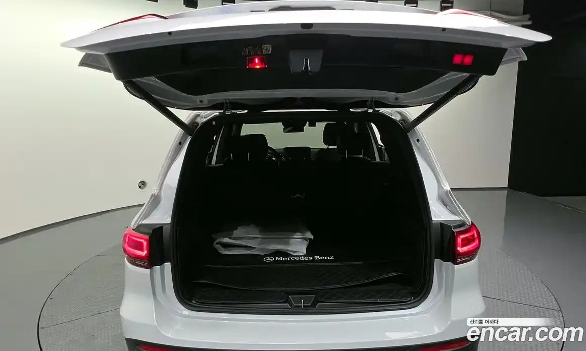 Mercedes-Benz GLB-Class 2023 2.0 Автомат в Москве № 160290, фото 18