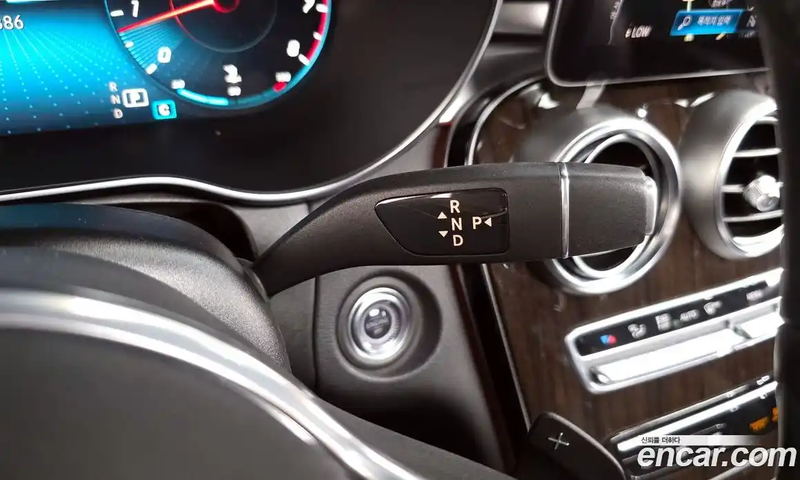 Mercedes-Benz GLC-Class 2020 2.0 Автомат в Москве № 161424, фото 10