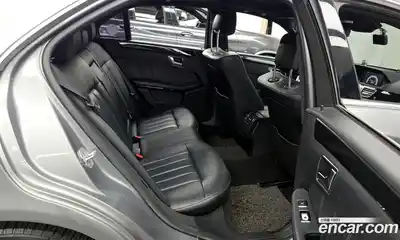 Mercedes-Benz E-Class, 2015