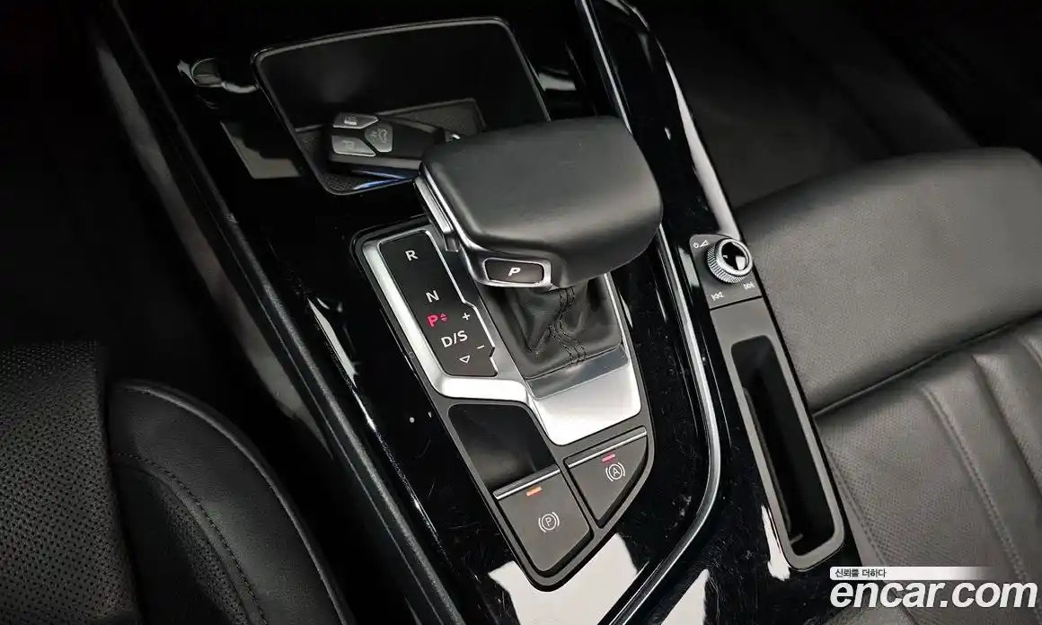 Audi A4 2020 2.0 Автомат в Москве № 163011, фото 2