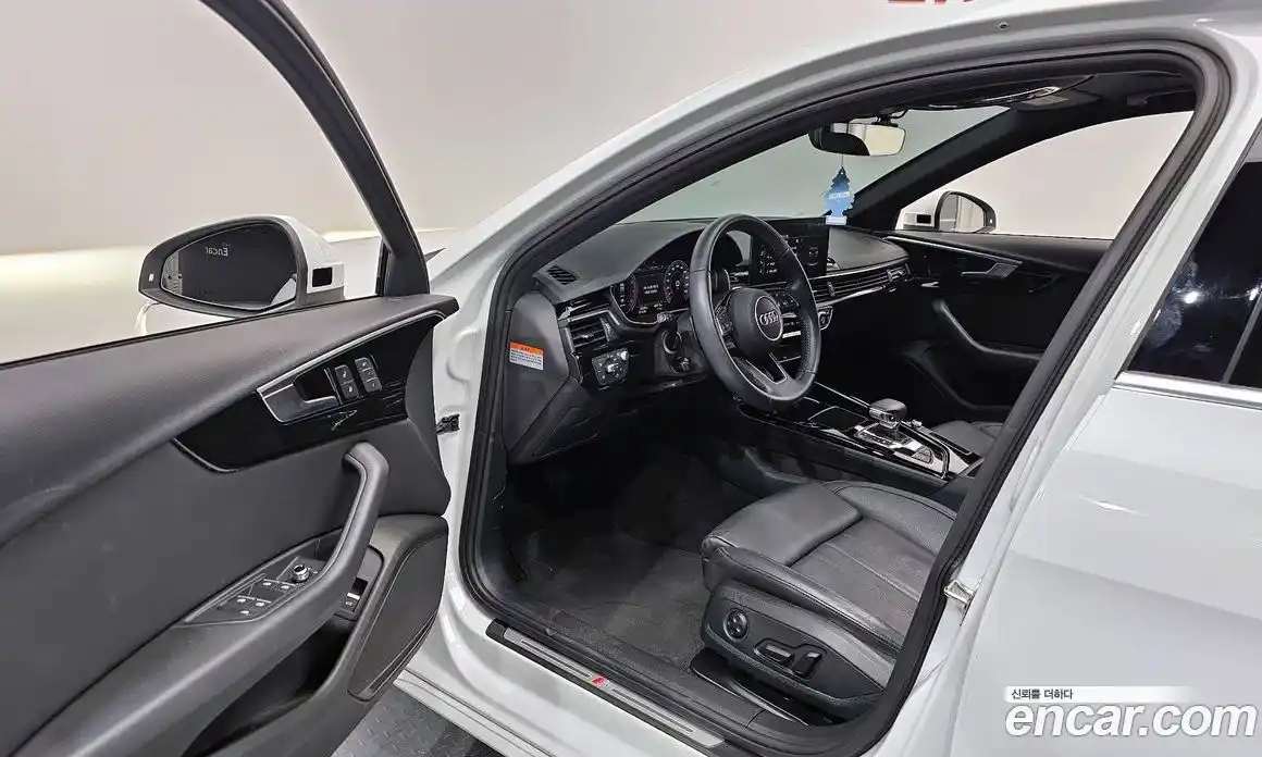 Audi A4 2020 2.0 Автомат в Москве № 163011, фото 6