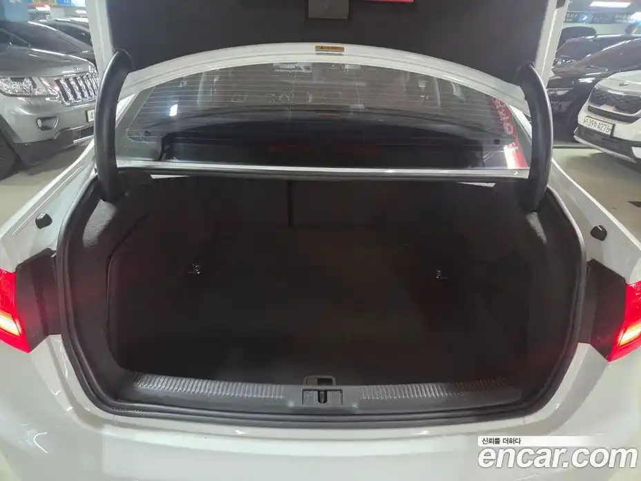 Audi A4 2015 2.0 Автомат в Москве № 164061, фото 18