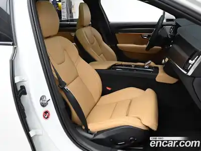 Volvo V90 2024 2.0 Автомат в Москве № 164141, миниатюра 10