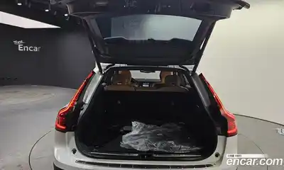 Volvo V90 2024 2.0 Автомат в Москве № 164233, миниатюра 4