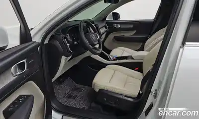 Volvo XC40 2023 2.0 Автомат в Москве № 164279, миниатюра 11