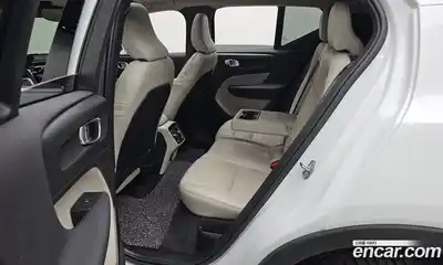 Volvo XC40 2023 2.0 Автомат в Москве № 164279, миниатюра 12