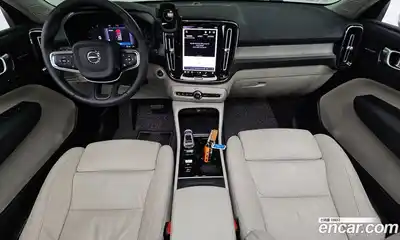 Volvo XC40 2023 2.0 Автомат в Москве № 164279, миниатюра 7