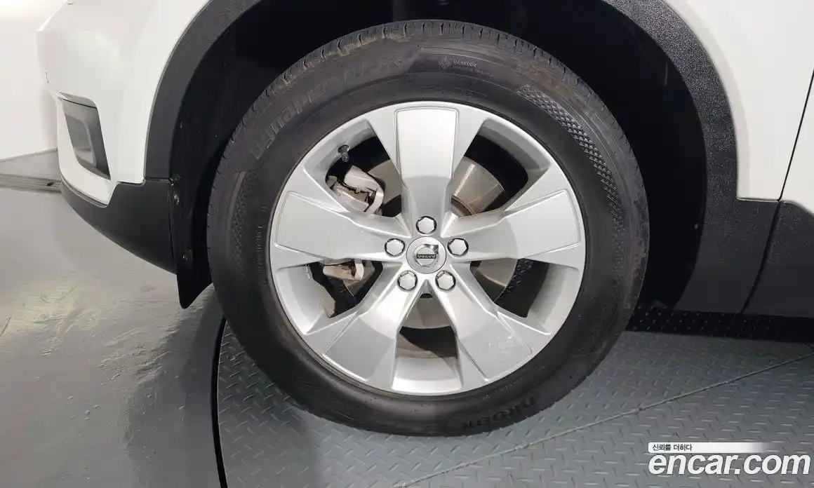 Volvo XC40 2021 2.0 Автомат в Москве № 164535, фото 11