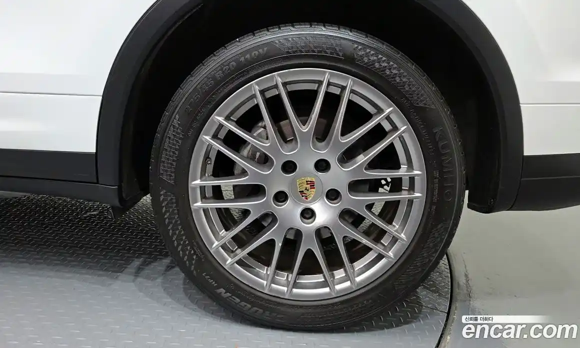 Porsche Cayenne 2015 3.0 Автомат в Москве № 165669, фото 1