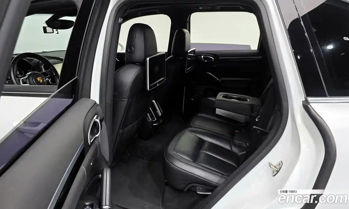 Porsche Cayenne 2015 3.0 Автомат в Москве № 165669, фото 11