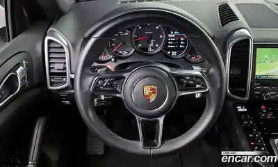 Porsche Cayenne 2015 3.0 Автомат в Москве № 165669, миниатюра 6