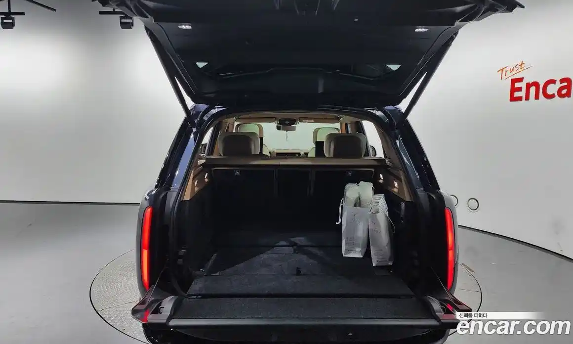 Land Rover Range-Rover 2024 4.4 Автомат в Москве № 166029, фото 15