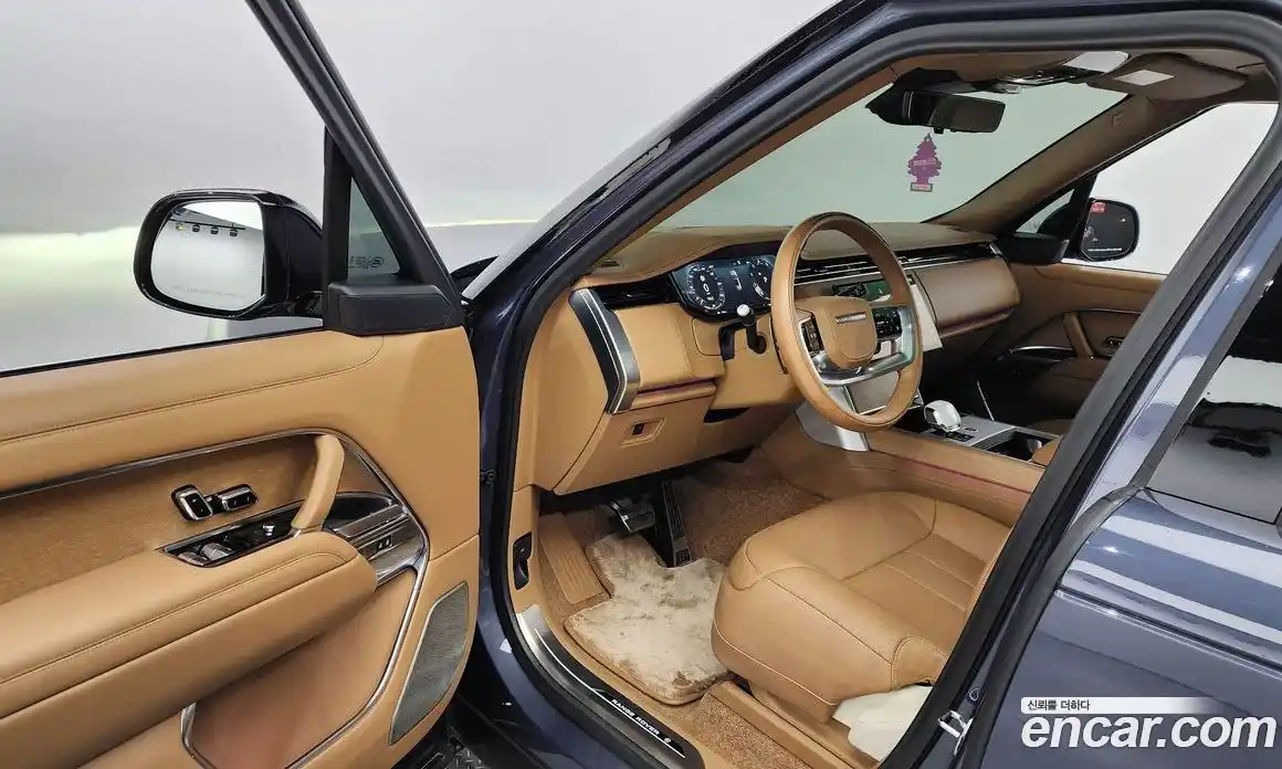 Land Rover Range-Rover 2024 4.4 Автомат в Москве № 166029, фото 6