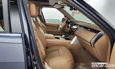 Land Rover Range-Rover 2024 4.4 Автомат в Москве № 166029, миниатюра 7