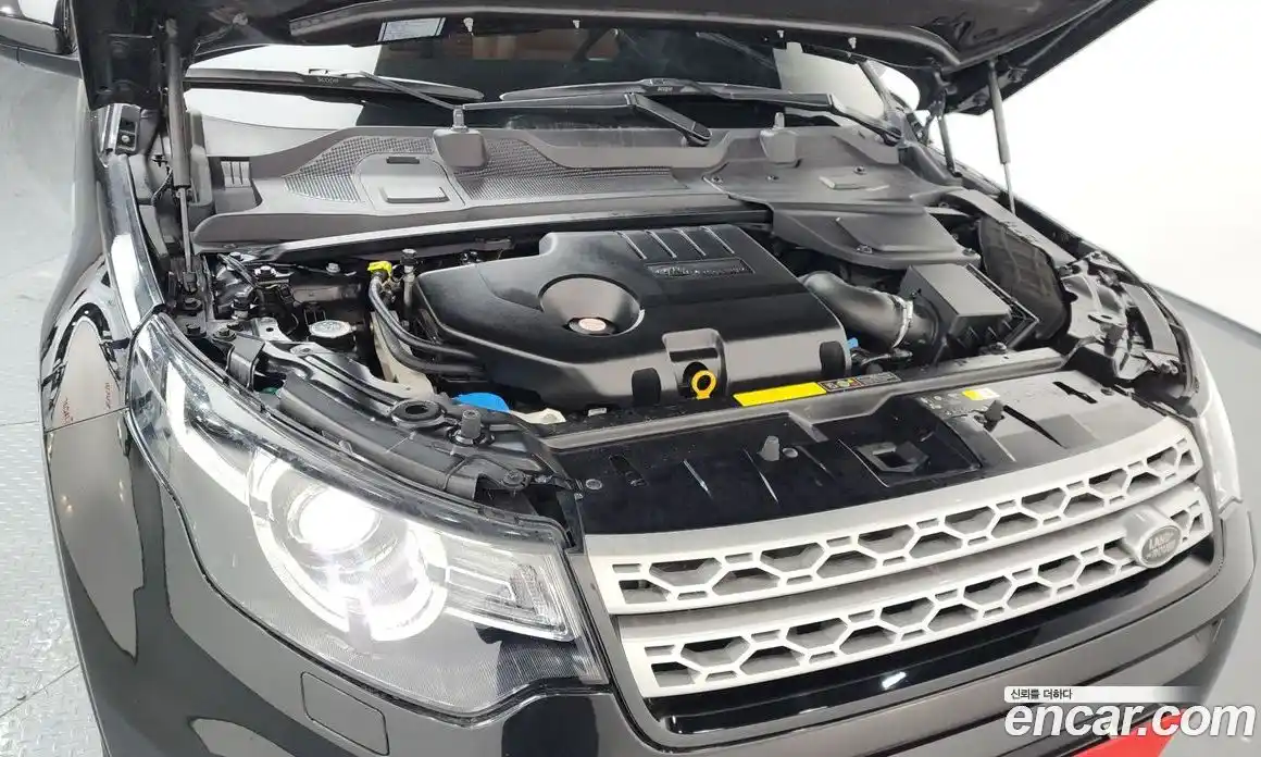 Land Rover Discovery Sport 2018 2.0 Автомат в Москве № 166450, фото 18