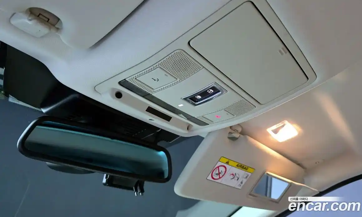 Land Rover Discovery Sport 2018 2.0 Автомат в Москве № 166661, фото 20