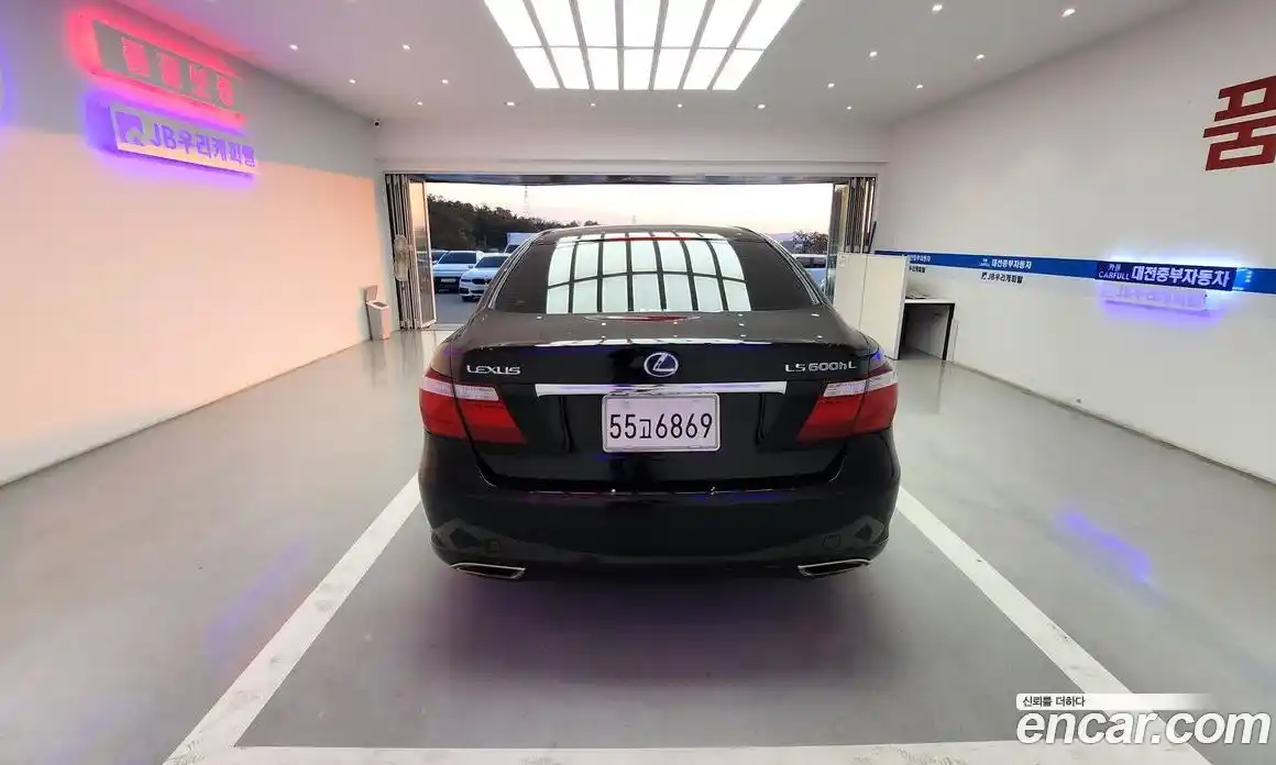 Lexus LS 2008 5.0 Автомат в Москве № 168345, фото 5