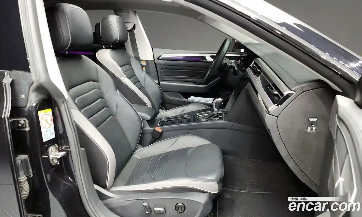 Volkswagen Arteon 2022 2.0 Автомат в Москве № 168897, фото 13