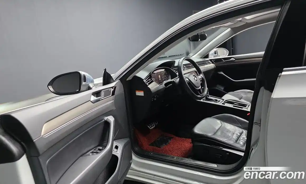 Volkswagen Arteon 2019 2.0 Автомат в Москве № 168901, фото 16