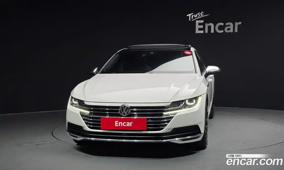 Volkswagen Arteon 2019 2.0 Автомат в Москве № 168901, фото 19