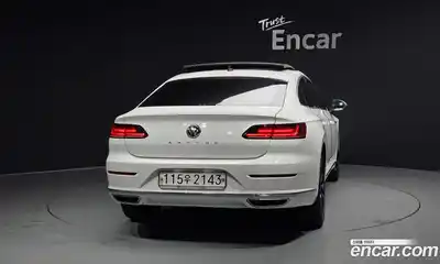 Volkswagen Arteon 2019 2.0 Автомат в Москве № 168901, миниатюра 9