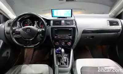 Volkswagen Jetta, 2015