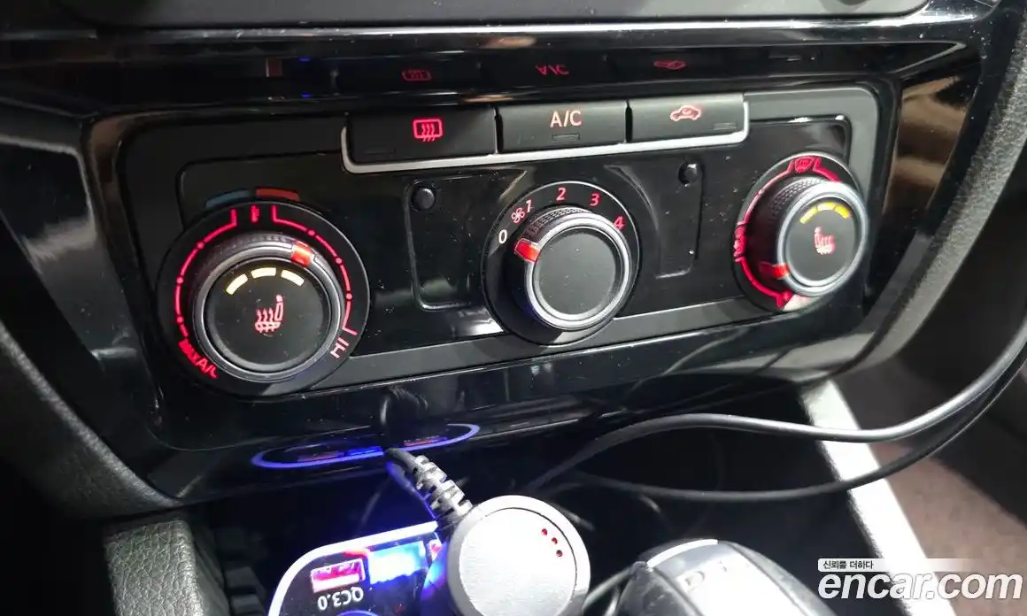 Volkswagen Jetta 2015 2.0 Автомат в Москве № 169062, фото 12