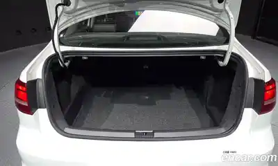 Volkswagen Jetta 2015 2.0 Автомат в Москве № 169062, миниатюра 7