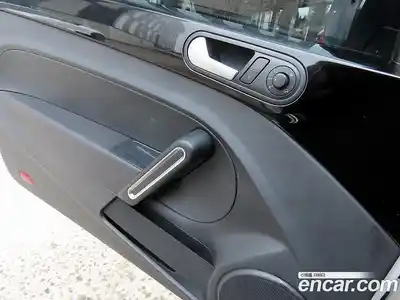 Volkswagen Beatle 2013 2.0 Автомат в Москве № 169270, миниатюра 11