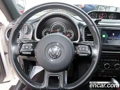 Volkswagen Beatle 2013 2.0 Автомат в Москве № 169270, миниатюра 8