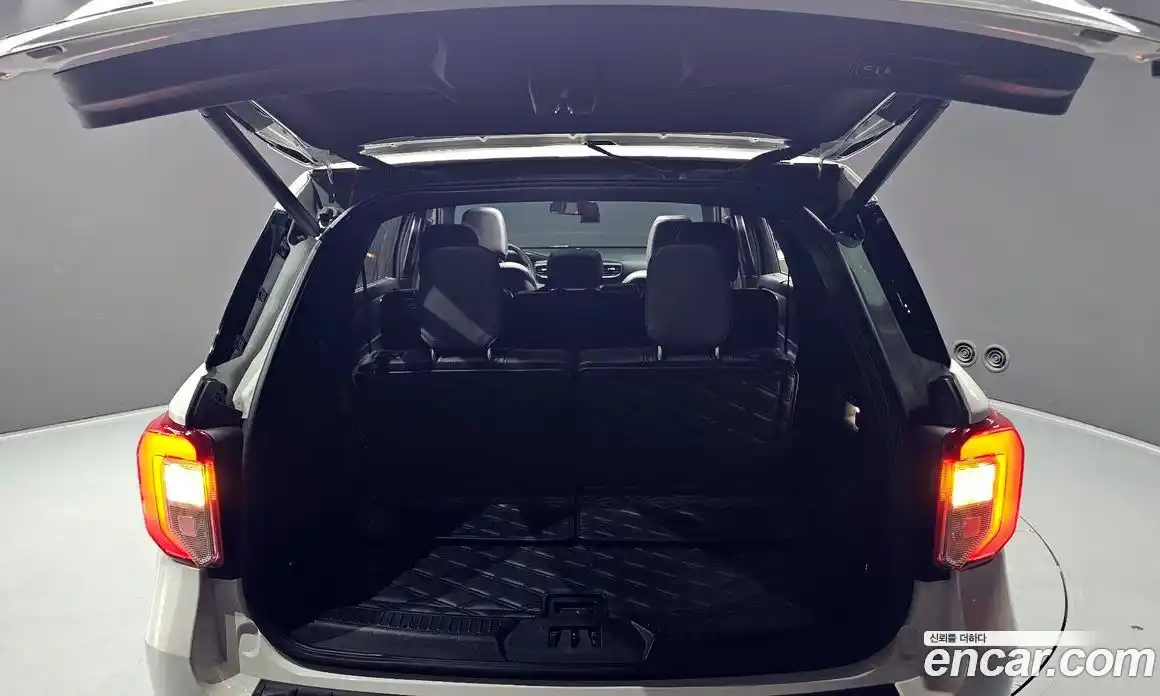 Ford Explorer 2020 2.3 Автомат в Москве № 170821, фото 3