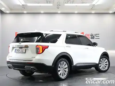 Ford Explorer 2023 2.3 Автомат в Москве № 170872, миниатюра 4