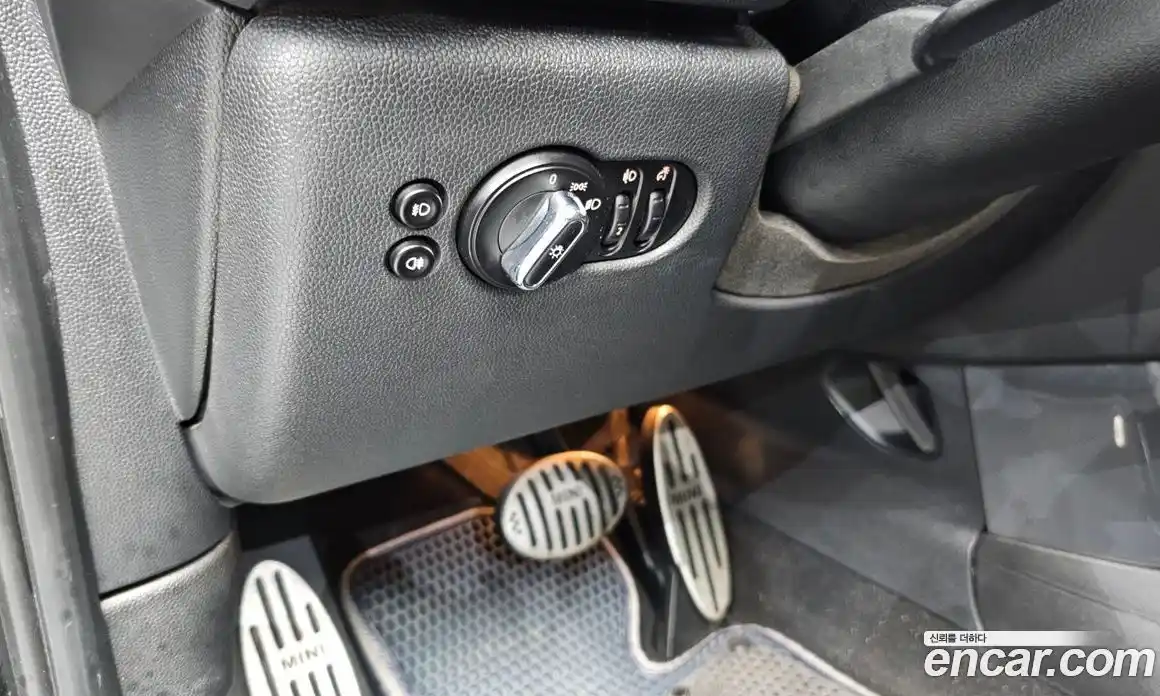 Mini Cooper 2015 1.5 Автомат в Москве № 172195, фото 18